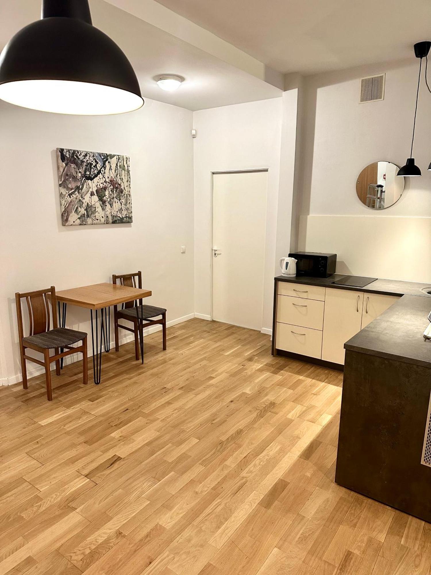 וילנה Mini Home Bookshop Studios מראה חיצוני תמונה